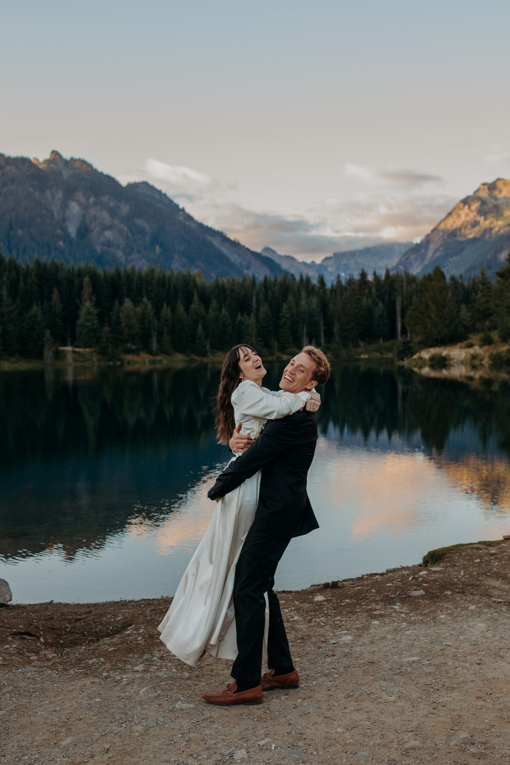 Couples Portraits at Gold Creek Pond