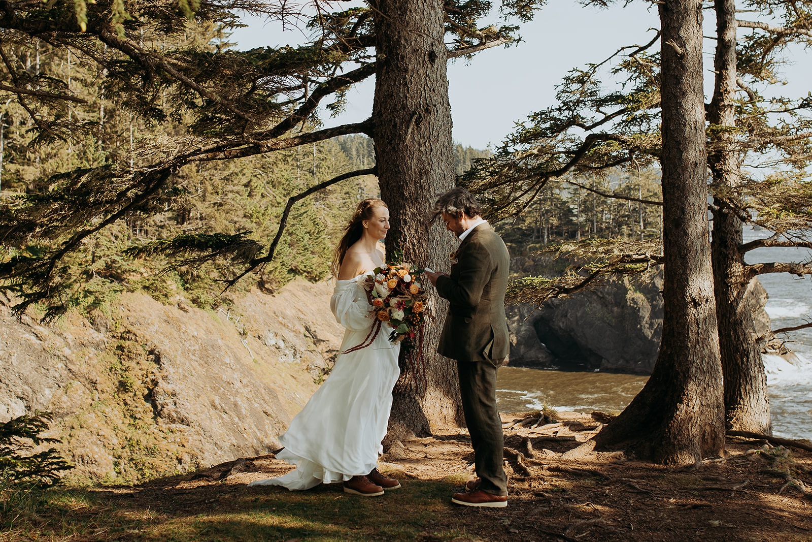 Bride and groom exchange vows for this Brookings, Oregon elopement at the Samuel H. Boardman scenic corridor overlook.